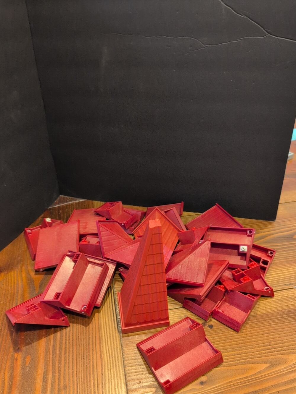 Playmobil Dollhouse Modern House Red‎ Roof Convex Corner Panels Etc 1 lb 12 Oz
